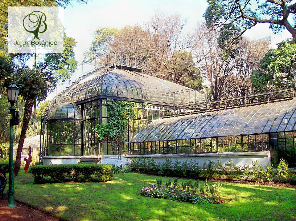 Jardín Botánico Carlos Thays, invernadero (Buenos Aires). Foto: Wikimedia Commons / Roberto Fiadone.