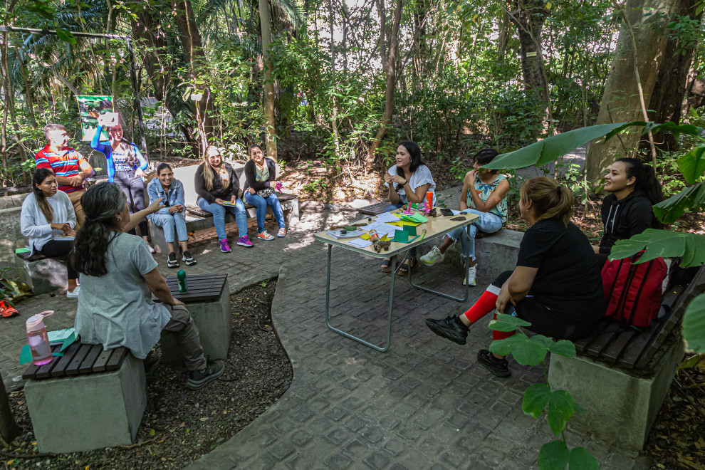 Docentes se capacitaron en Biodiversidad en el Jardín Botánico Lillo