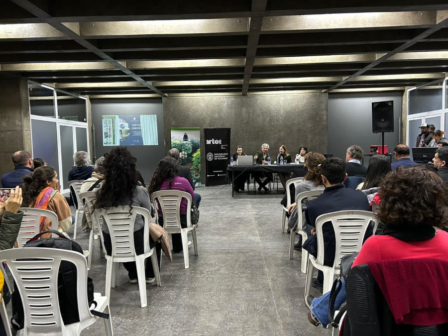 Diplomatura en técnicas básicas de ilustración, fotografía, cartografía y documentación aplicados a la ciencia