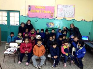 Los pequeños del Nivel Inicial de la Escuela Delfín Jijena analizaron los caracoles y babosas.