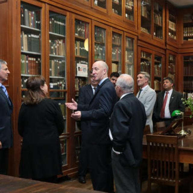 Visita del embajador del Reino Unido a Fundación Miguel Lillo. Fotos: Fundación Miguel Lillo (Jorge Araóz)