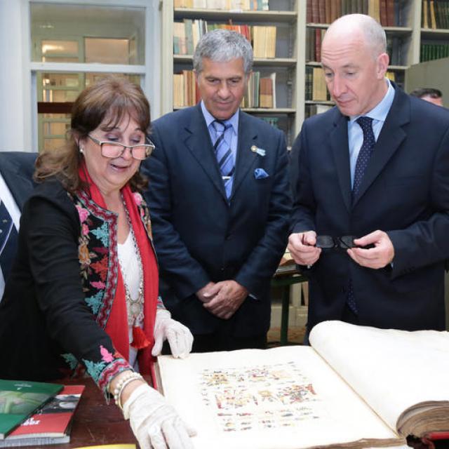 Visita del embajador del Reino Unido a Fundación Miguel Lillo. Fotos: Fundación Miguel Lillo (Jorge Araóz)