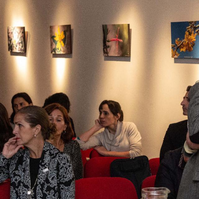 El Dr. Julio Saguir, Secretario de Gestión Pública y Planeamiento de la provincia, realizó la ponencia en el microcine de la Fundación Miguel Lillo