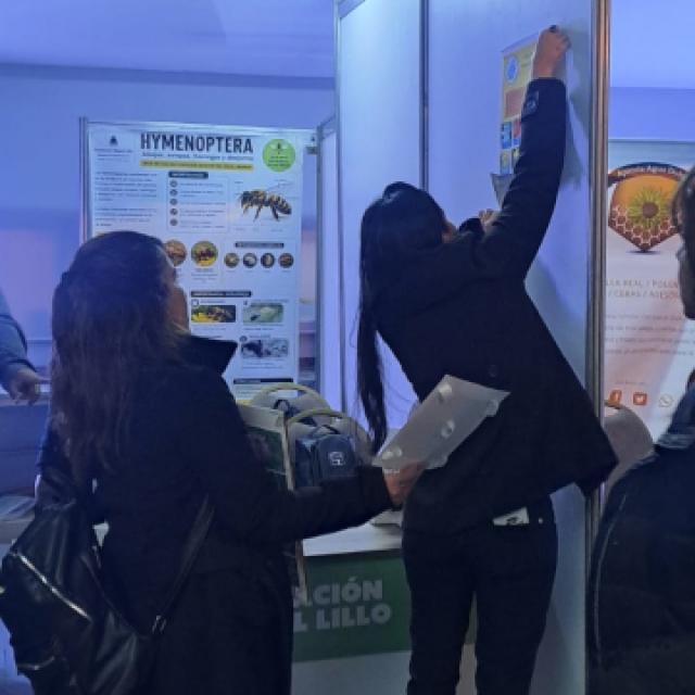 La Fundación Miguel Lillo participó del 4° Encuentro Apícola Federal en Tucumán